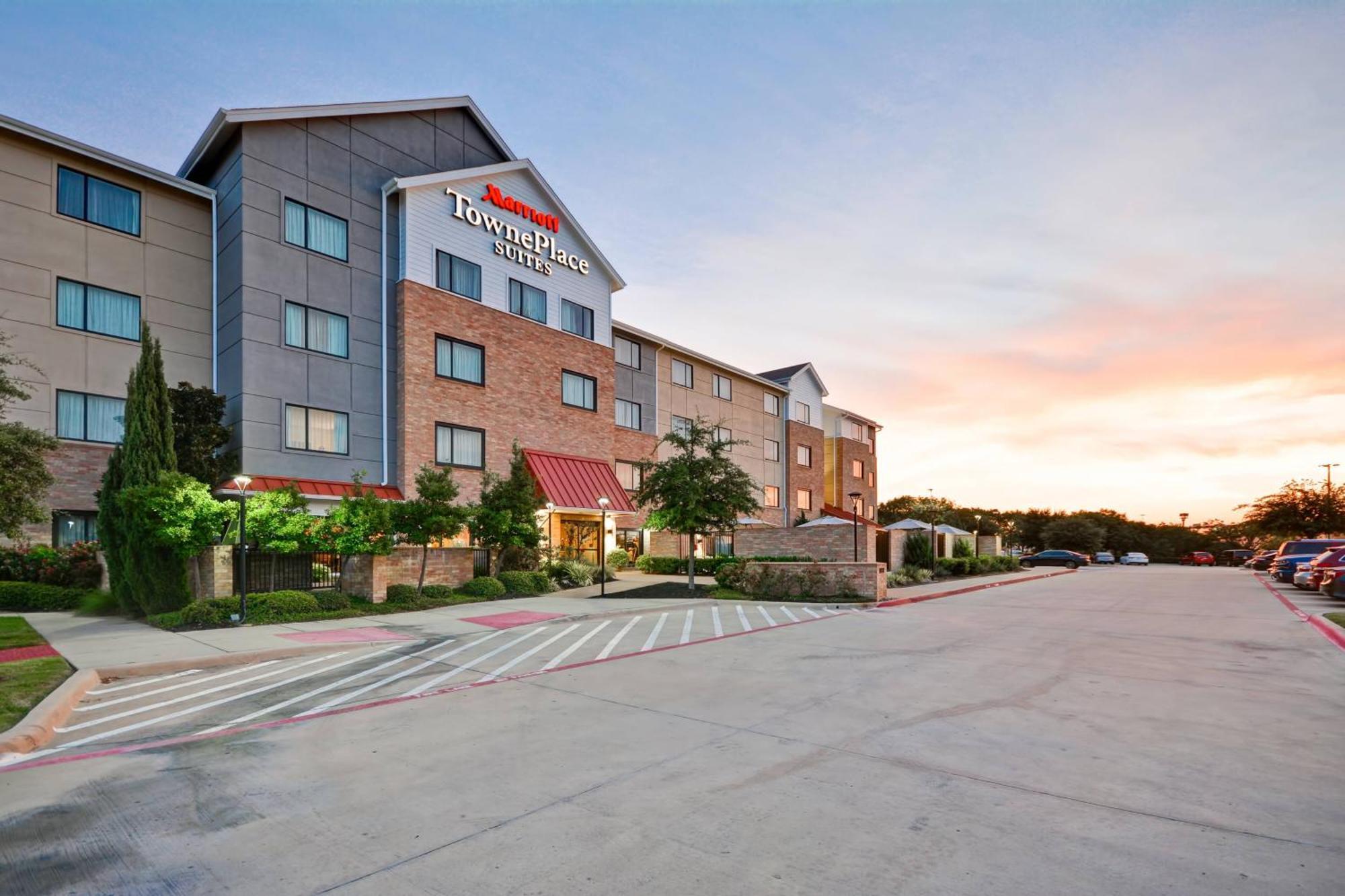 Towneplace Suites Dallas/Льюисвилл Экстерьер фото