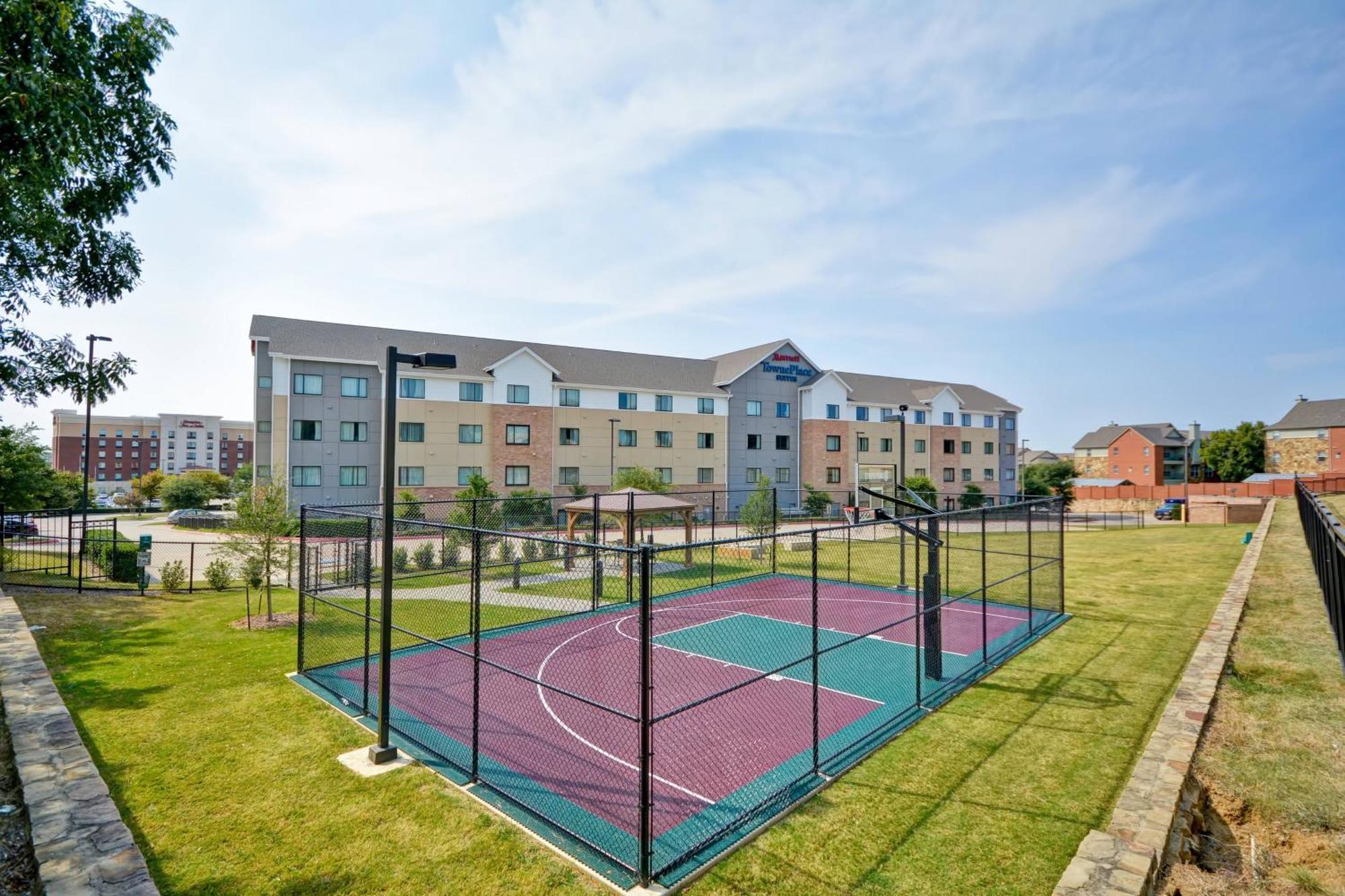 Towneplace Suites Dallas/Льюисвилл Экстерьер фото